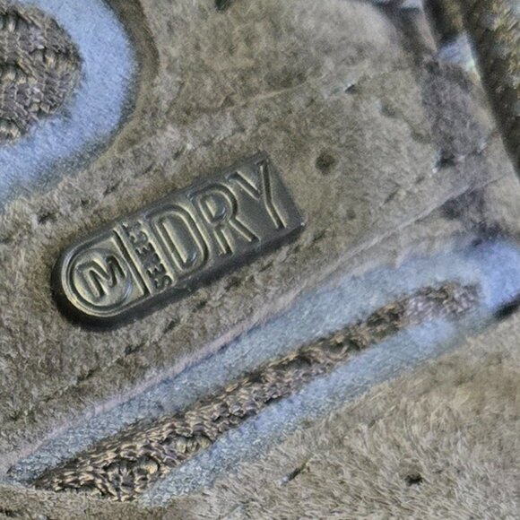 Women's Merrell Hiking Boots - Picture 11 of 12